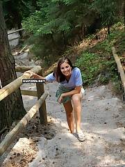 walking flashing cunt skirt