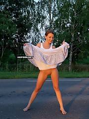 show skirt public big