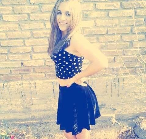 Playd Skirt Girl