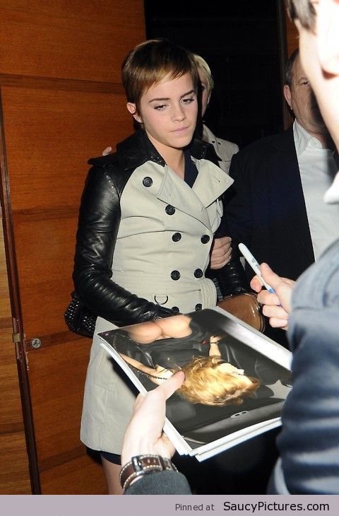 Emma Watson Sees Her Under Skirt Pic