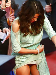 Eva Longoria Underskirt Shows Her Pussy At Premiere Paparazzi Shots