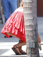 Sexy Ali Larter Butt Under Skirt