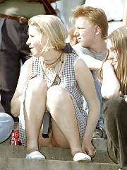 Twat Flash Upskirt