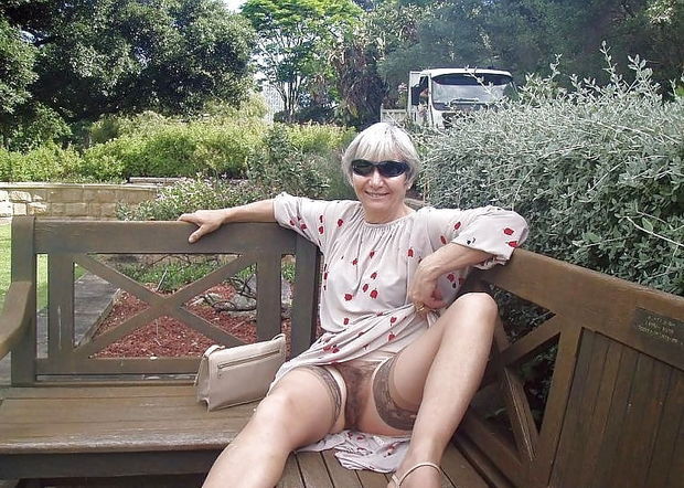 Up-skirt Vagina