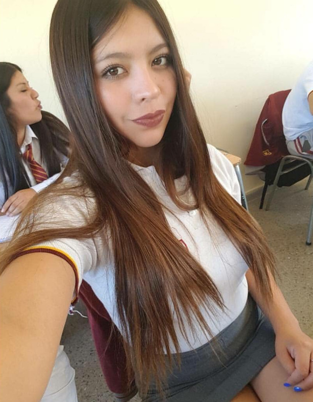 Mini Skirt Selfie