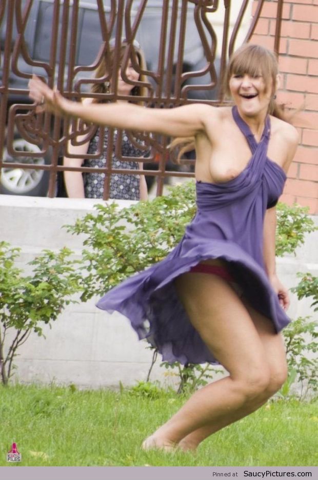 Underskirt & A Nipslip