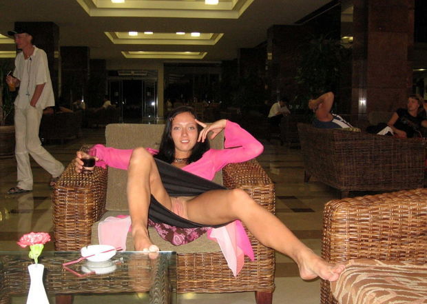 Underskirt Twat